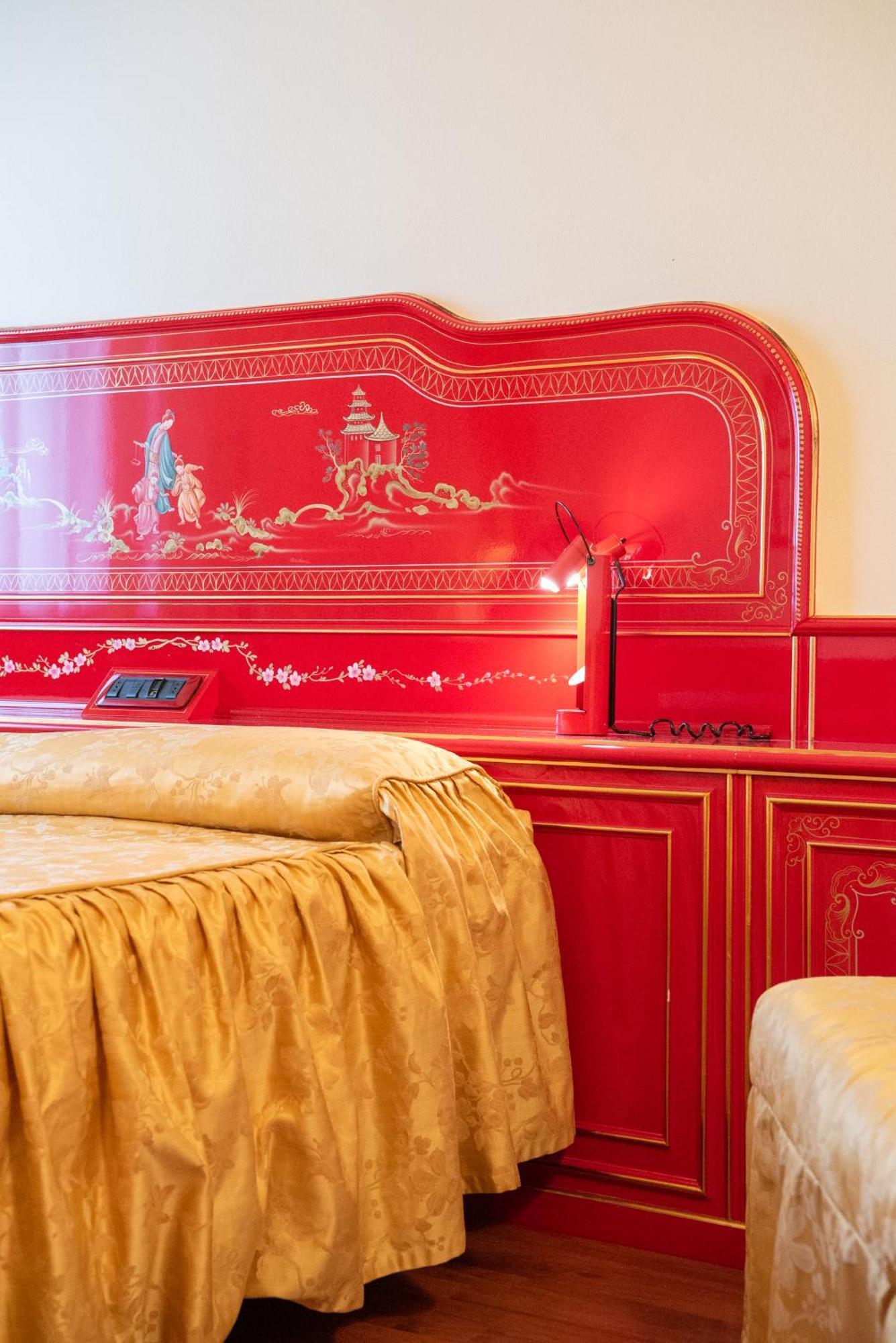 Melas Hotel メラーテ エクステリア 写真